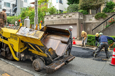 路床工事をしてる写真